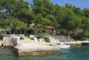 Robinzonsk dm pmo u moe Dugi otok